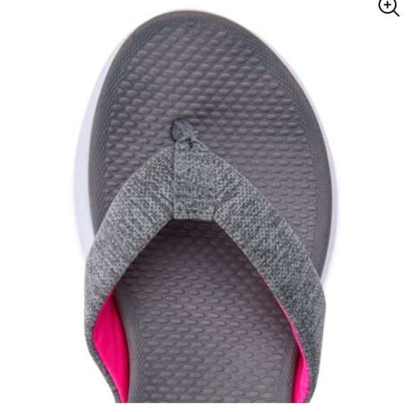 💜Athletic Works Women’s Comfort Flip Flop Sandals - Picture 6 of 12